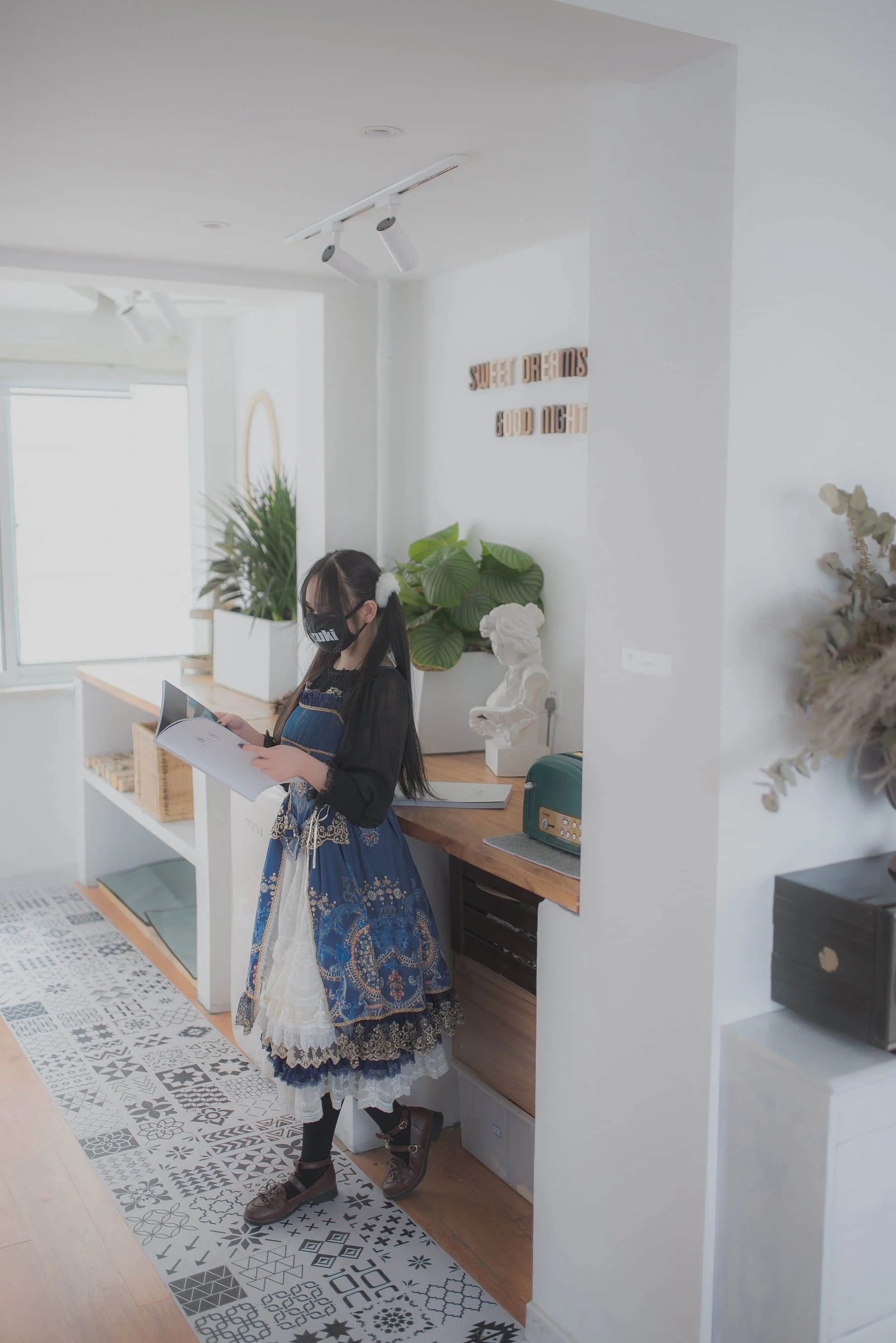 YUZUKI 2020-05 vol.23 “藍色Lo裙”+4 Videos